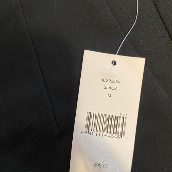 En Saison NEW Black Short SIZE M - Picture 8 of 9